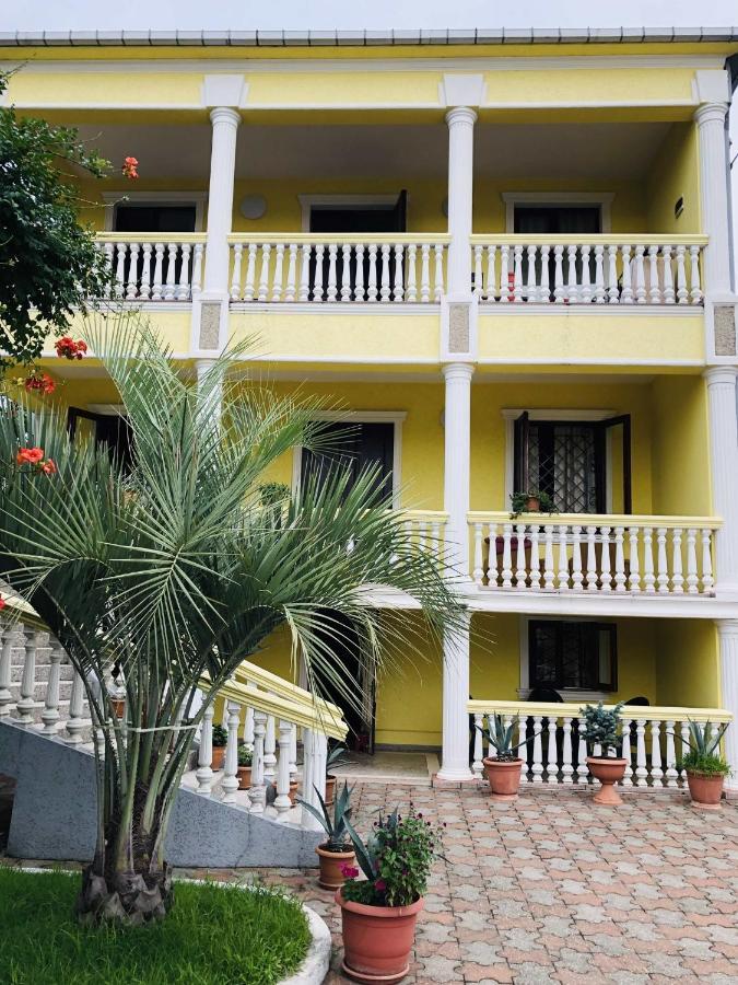 George'S House Hotel Kobuleti Luaran gambar