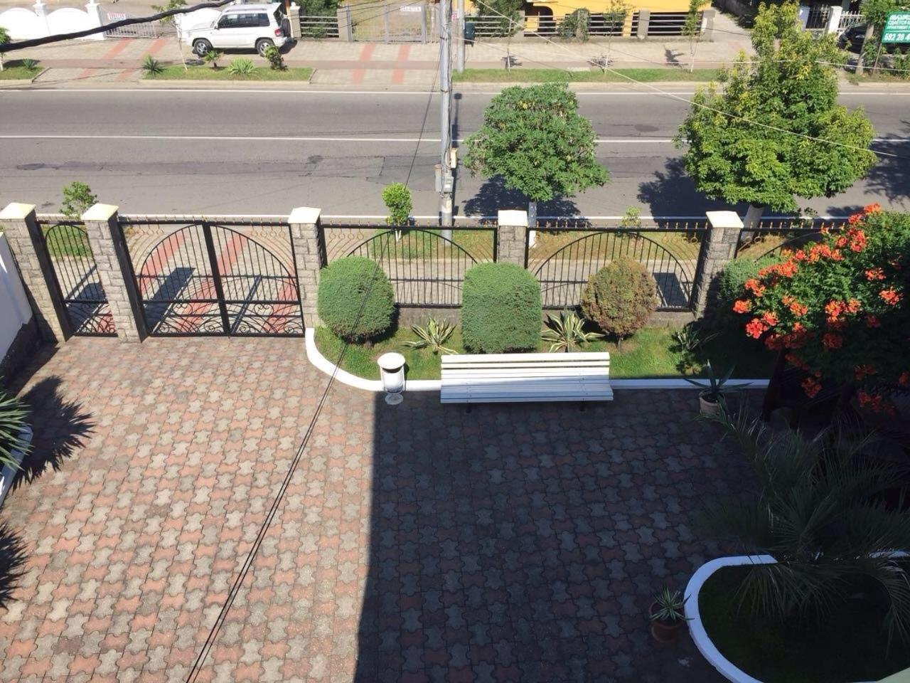 George'S House Hotel Kobuleti Luaran gambar