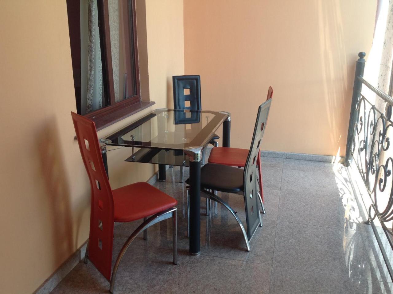 George'S House Hotel Kobuleti Luaran gambar